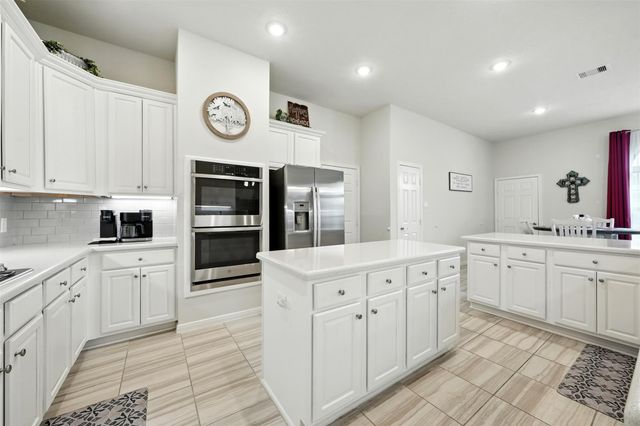 6526 Falcon Ridge, Manvel, TX 77578