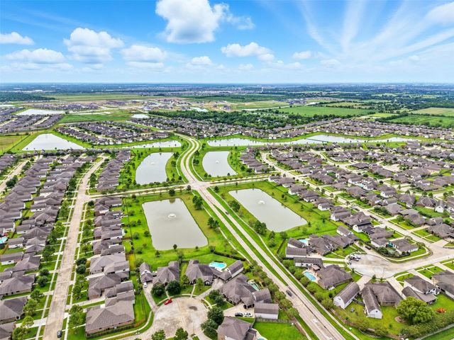 6526 Falcon Ridge, Manvel, TX 77578