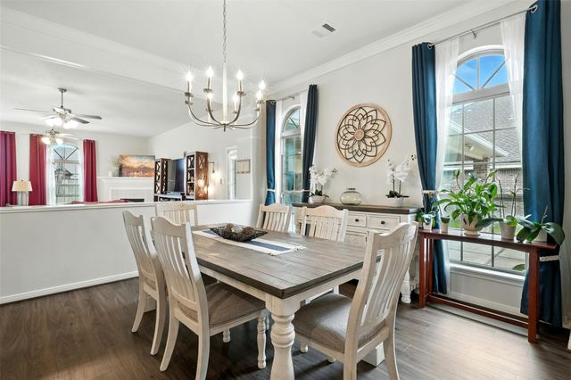 6526 Falcon Ridge, Manvel, TX 77578