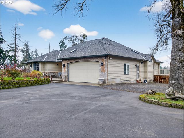 12345 S FOX Rd, Molalla, OR 97038