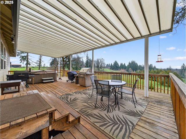 12345 S FOX Rd, Molalla, OR 97038