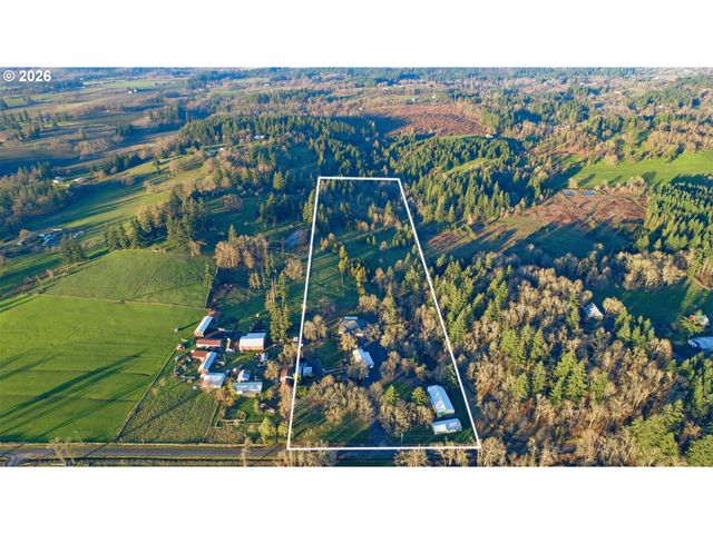 12345 S FOX Rd, Molalla, OR 97038
