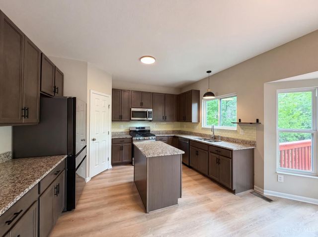 4189 Black Bear Drive, Turtle Creek Twp, OH 45036