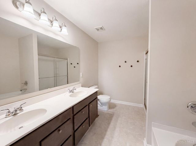 4189 Black Bear Drive, Turtle Creek Twp, OH 45036