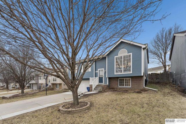5306 S 190th Terrace, Omaha, NE 68135