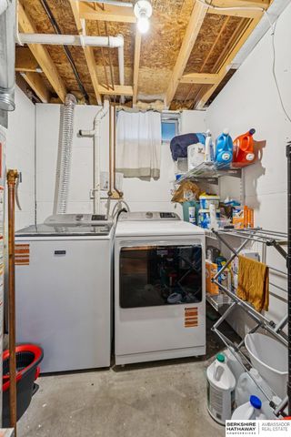 5306 S 190th Terrace, Omaha, NE 68135