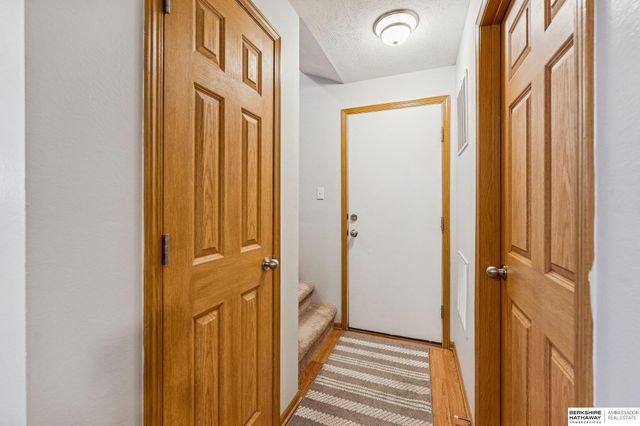 5306 S 190th Terrace, Omaha, NE 68135