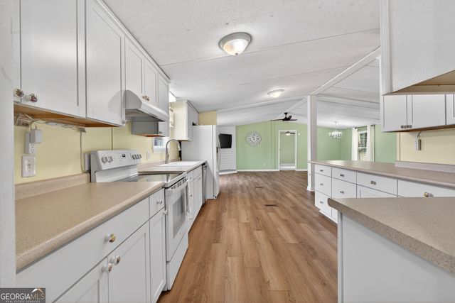 163 Edgewater Drive, Eatonton, GA 31024