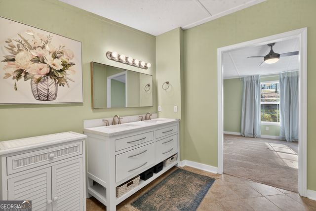 163 Edgewater Drive, Eatonton, GA 31024