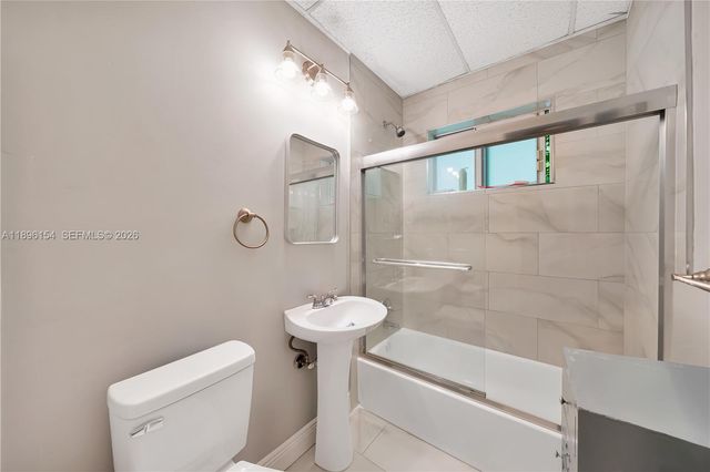 3577 Charles Avenue, Miami, FL 33133