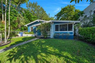 3577 Charles Avenue, Miami, FL 33133