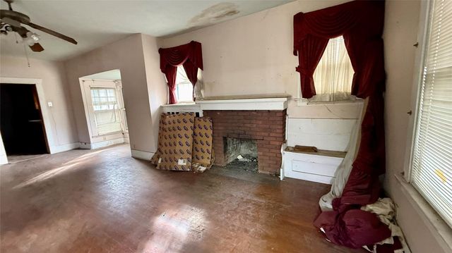 6722 Avenue E, Houston, TX 77011