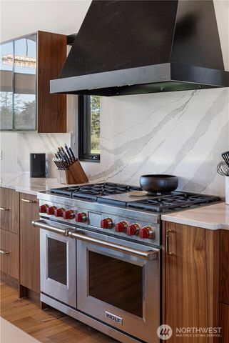 166 Montrose Place, Friday Harbor, WA 98250
