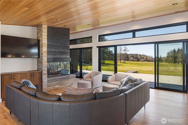 166 Montrose Place, Friday Harbor, WA 98250