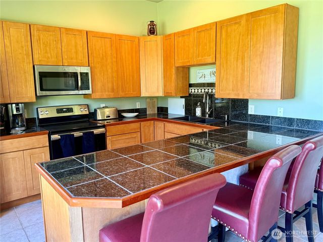 166 Montrose Place, Friday Harbor, WA 98250