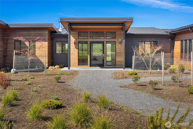 166 Montrose Place, Friday Harbor, WA 98250