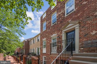 3231 SUTTON PL NW #A, Washington, DC 20016