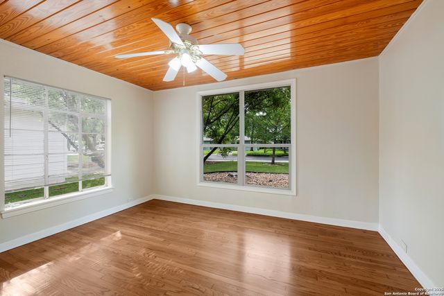 147 BREES BLVD, San Antonio, TX 78209