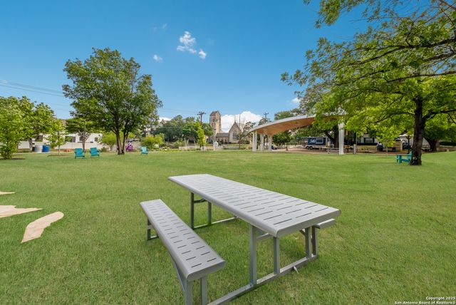 147 BREES BLVD, San Antonio, TX 78209