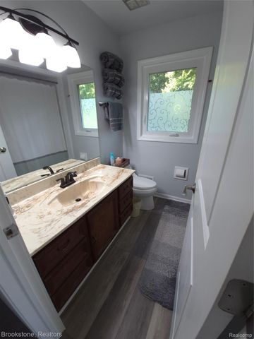 4890 Whipple Lake Road, Independence Charter Township, MI 48348