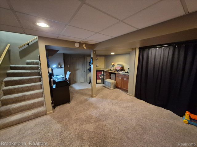 4890 Whipple Lake Road, Independence Charter Township, MI 48348