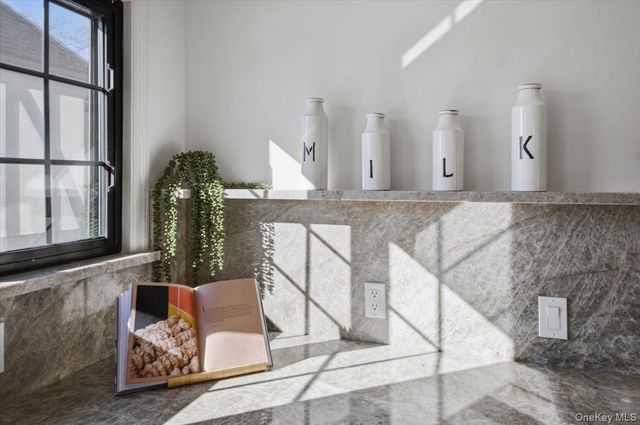 18 Lakeside Drive, New Rochelle, NY 10801