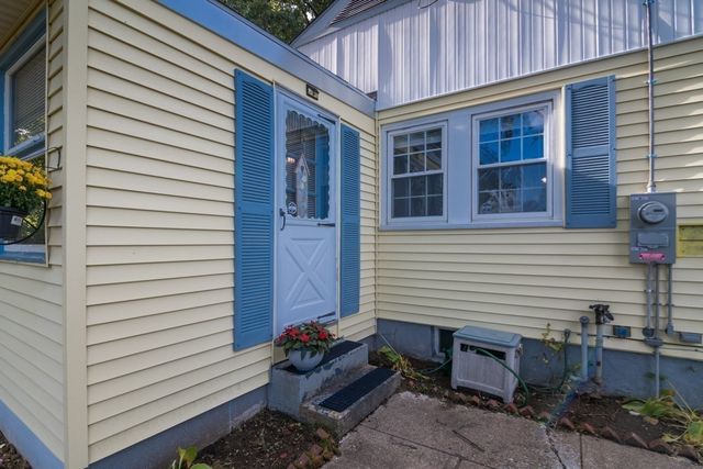 63 Martha Street, Chicopee, MA 01020