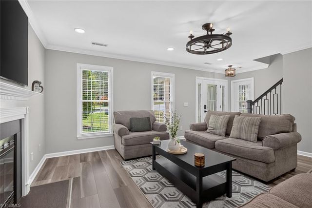 4000 Loch Mere Road, High Point, NC 27265