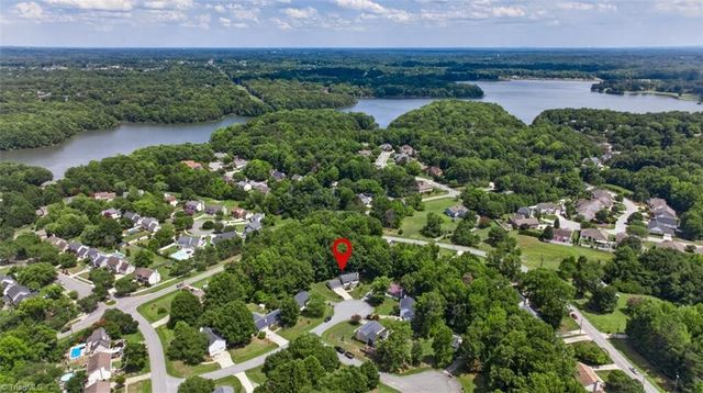 4000 Loch Mere Road, High Point, NC 27265