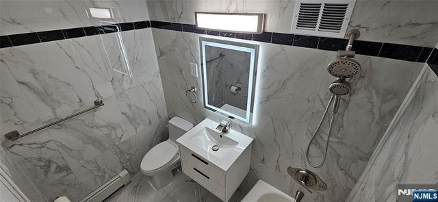 8800 Boulevard East 4B, North Bergen, NJ 07047