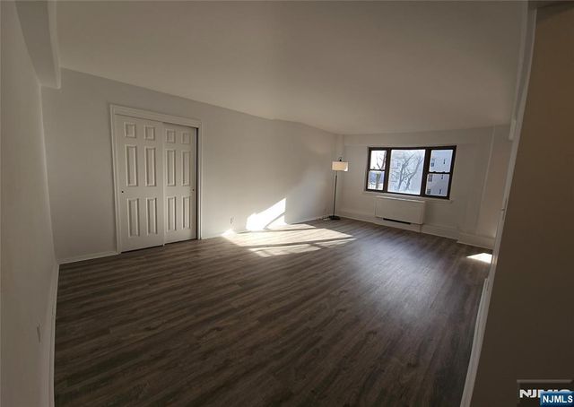 8800 Boulevard East 4B, North Bergen, NJ 07047