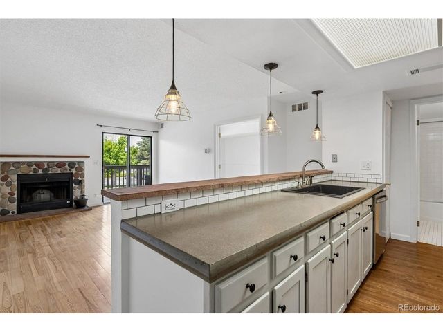 9662 Brentwood Way 205, Broomfield, CO 80021