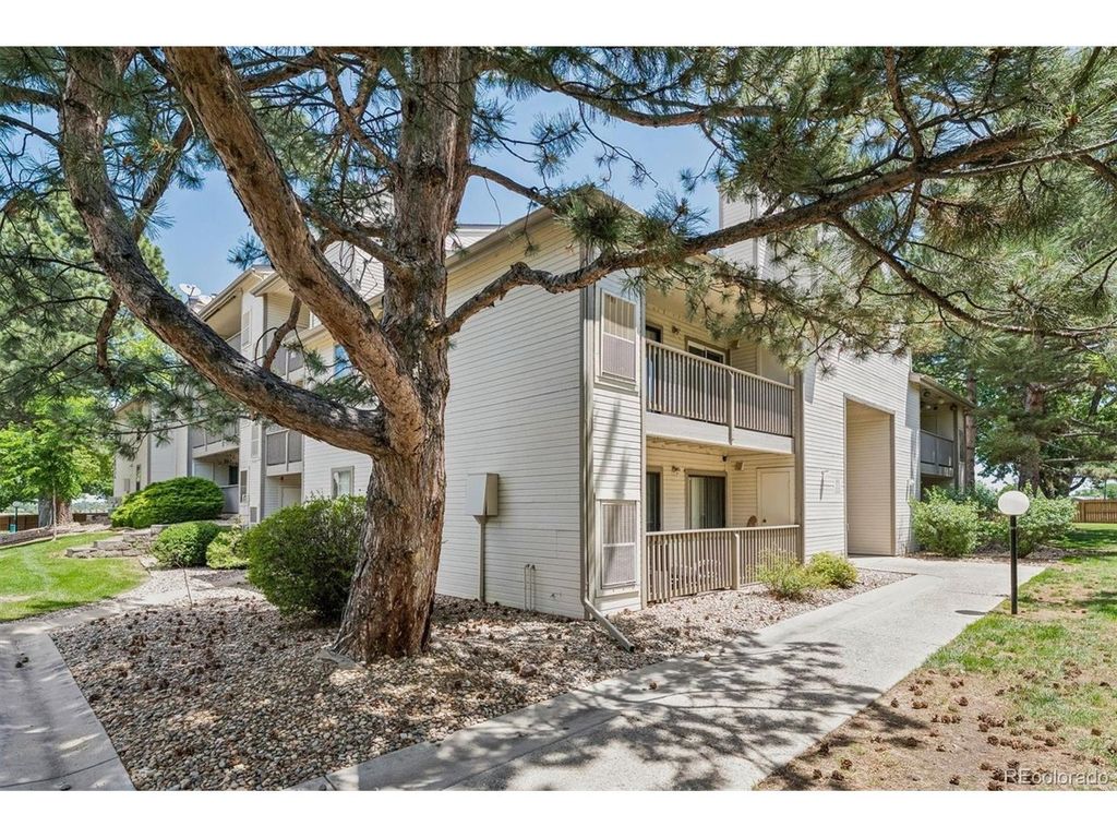9662 Brentwood Way 205, Broomfield, CO 80021