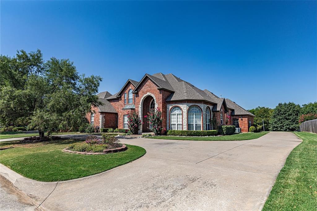 11433 Lakeridge Run, Oklahoma City, OK 73170