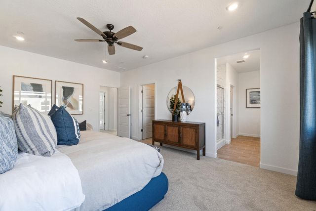 1059 Springtime Avenue, Clovis, CA 93619