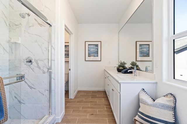 1059 Springtime Avenue, Clovis, CA 93619