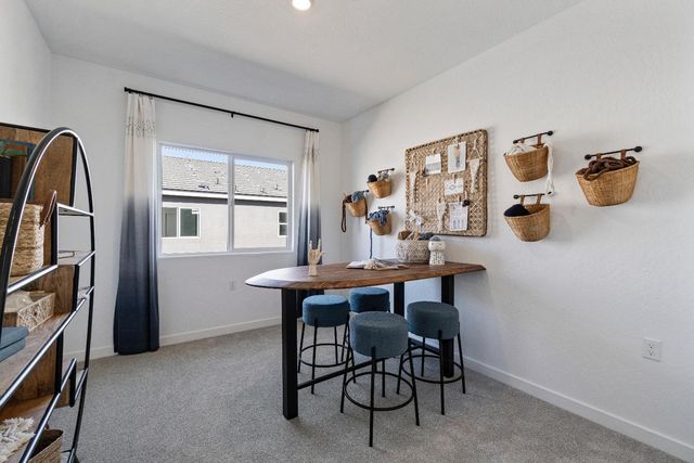 1059 Springtime Avenue, Clovis, CA 93619