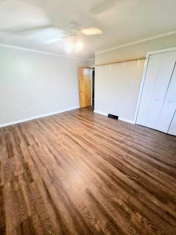 2130 Hampton Road, Wellford, SC 29385