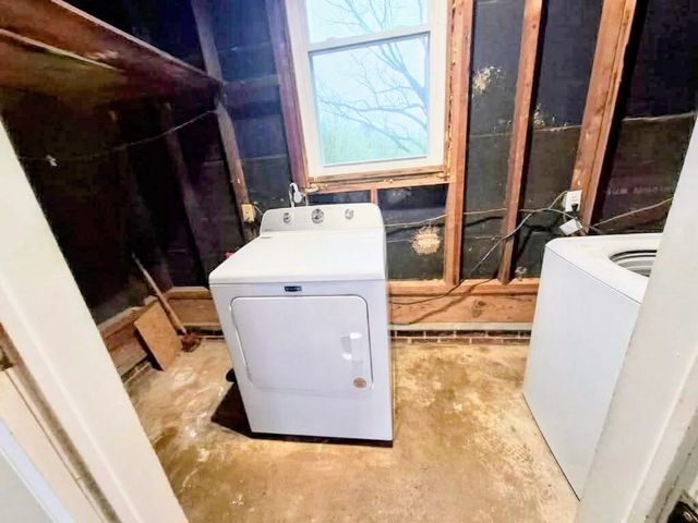 2130 Hampton Road, Wellford, SC 29385