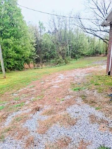 2130 Hampton Road, Wellford, SC 29385