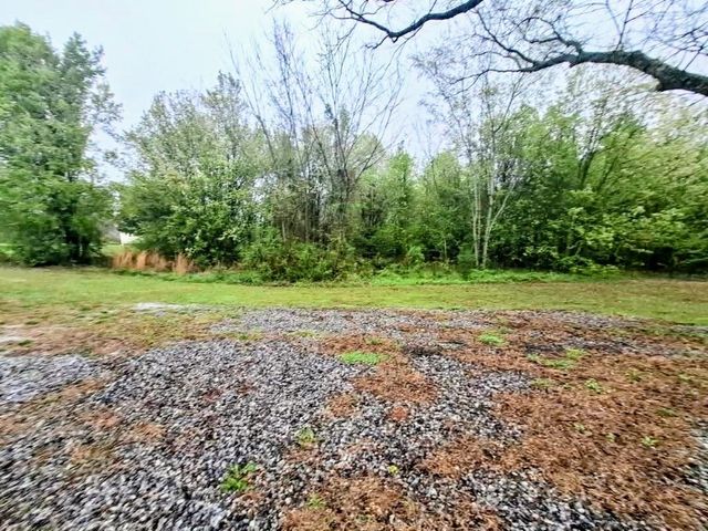 2130 Hampton Road, Wellford, SC 29385