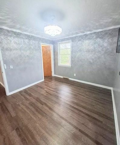 2130 Hampton Road, Wellford, SC 29385