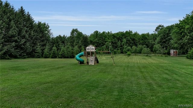 3840 Beebe Road, Wilson, NY 14108