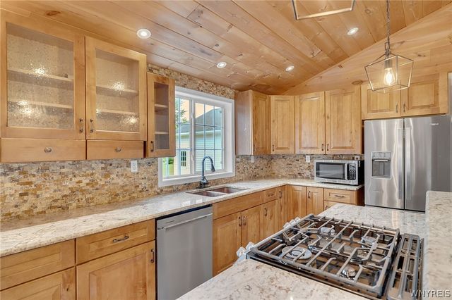 3840 Beebe Road, Wilson, NY 14108