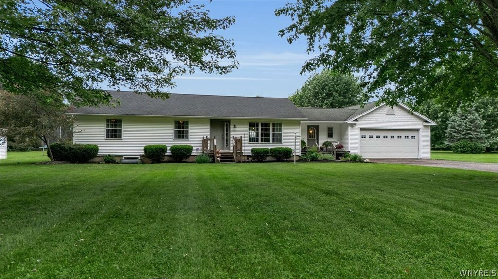 3840 Beebe Road, Wilson, NY 14108