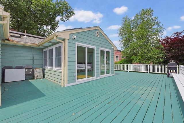 138 Tolman St, Newton, MA 02465