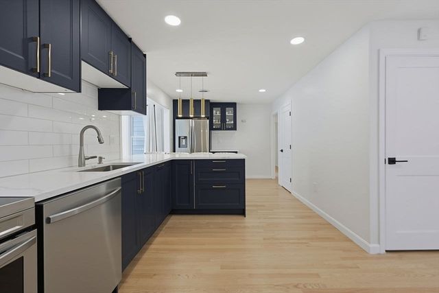 138 Tolman St, Newton, MA 02465