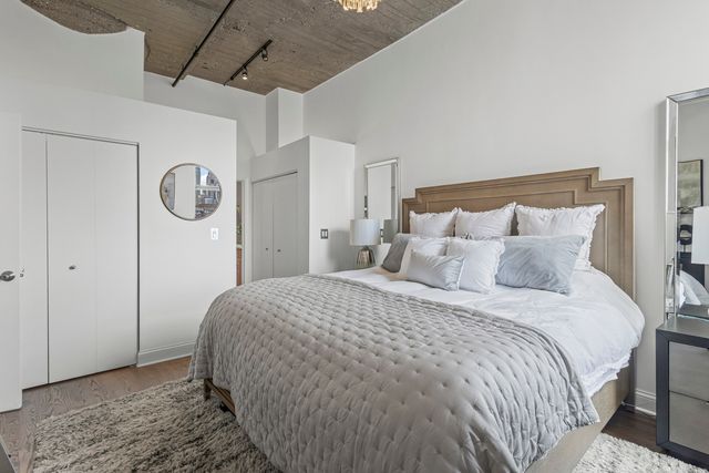 758 N Larrabee Street 718, Chicago, IL 60654