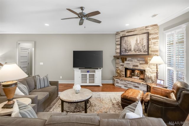 9536 Crescent Lodge Drive, Pike Road, AL 36064