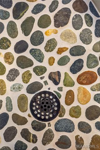 9536 Crescent Lodge Drive, Pike Road, AL 36064